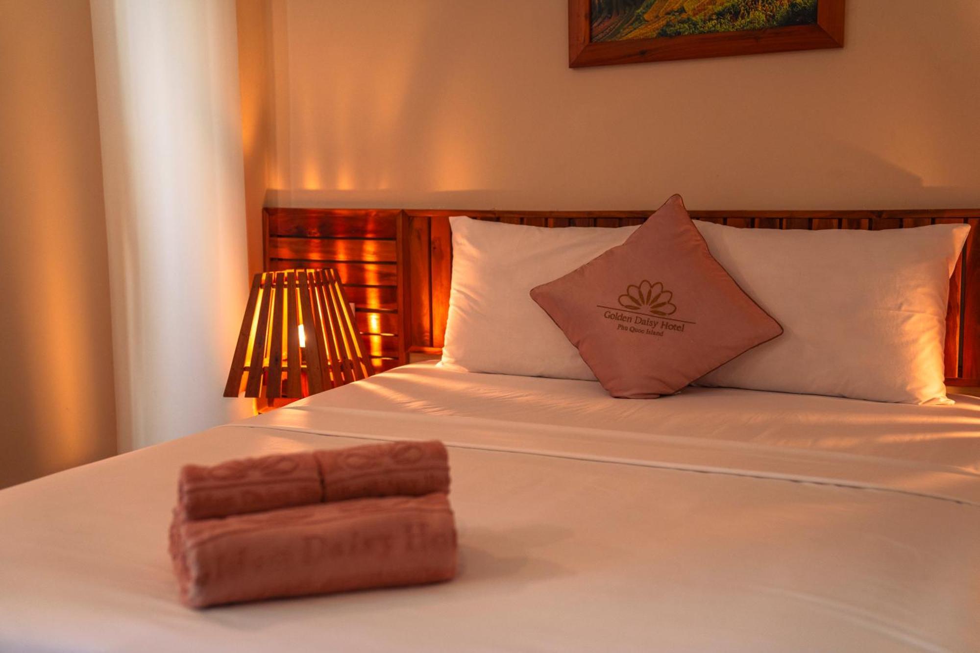 Golden Daisy Hotel Phú Quốc Exterior foto